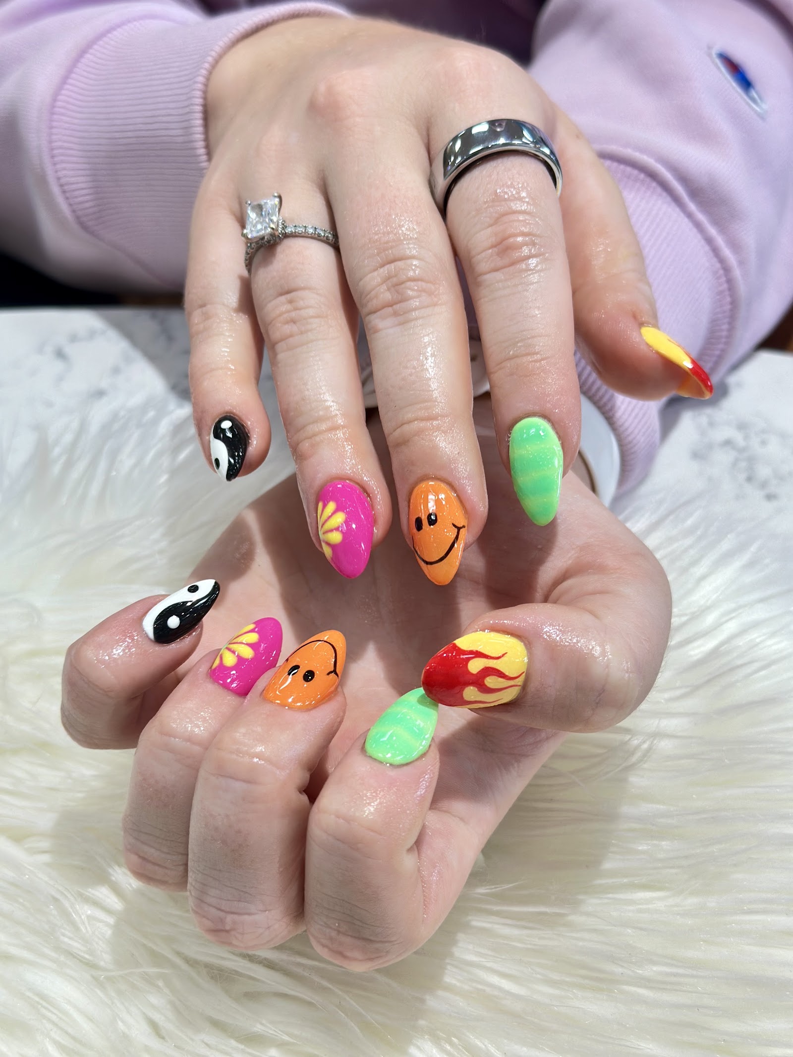 Nails Envy & Spa logo